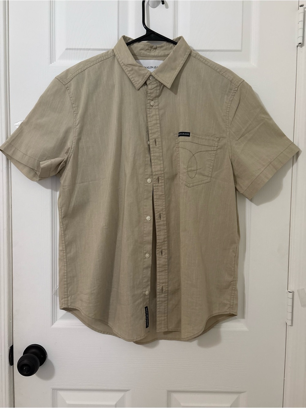 Calvin Klein Short-Sleeve Button-Down Shirt in Light Beige